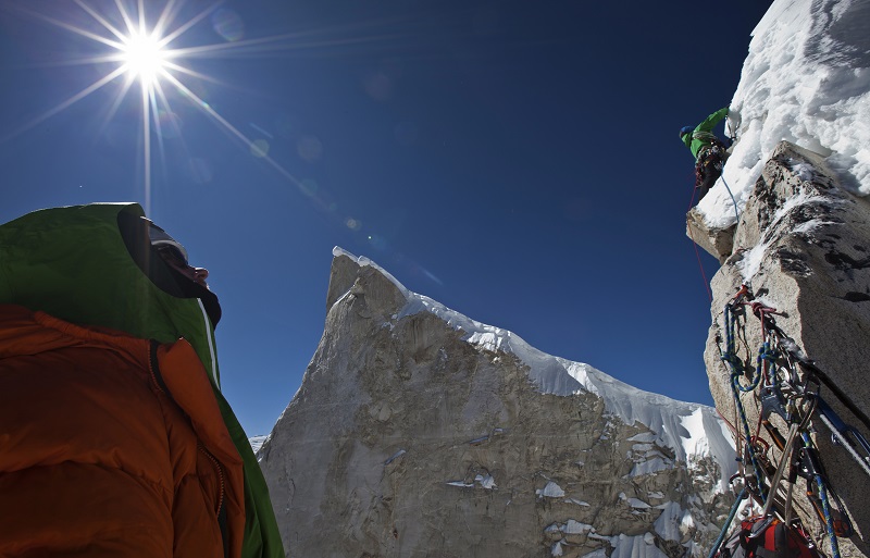 'Meru' Review