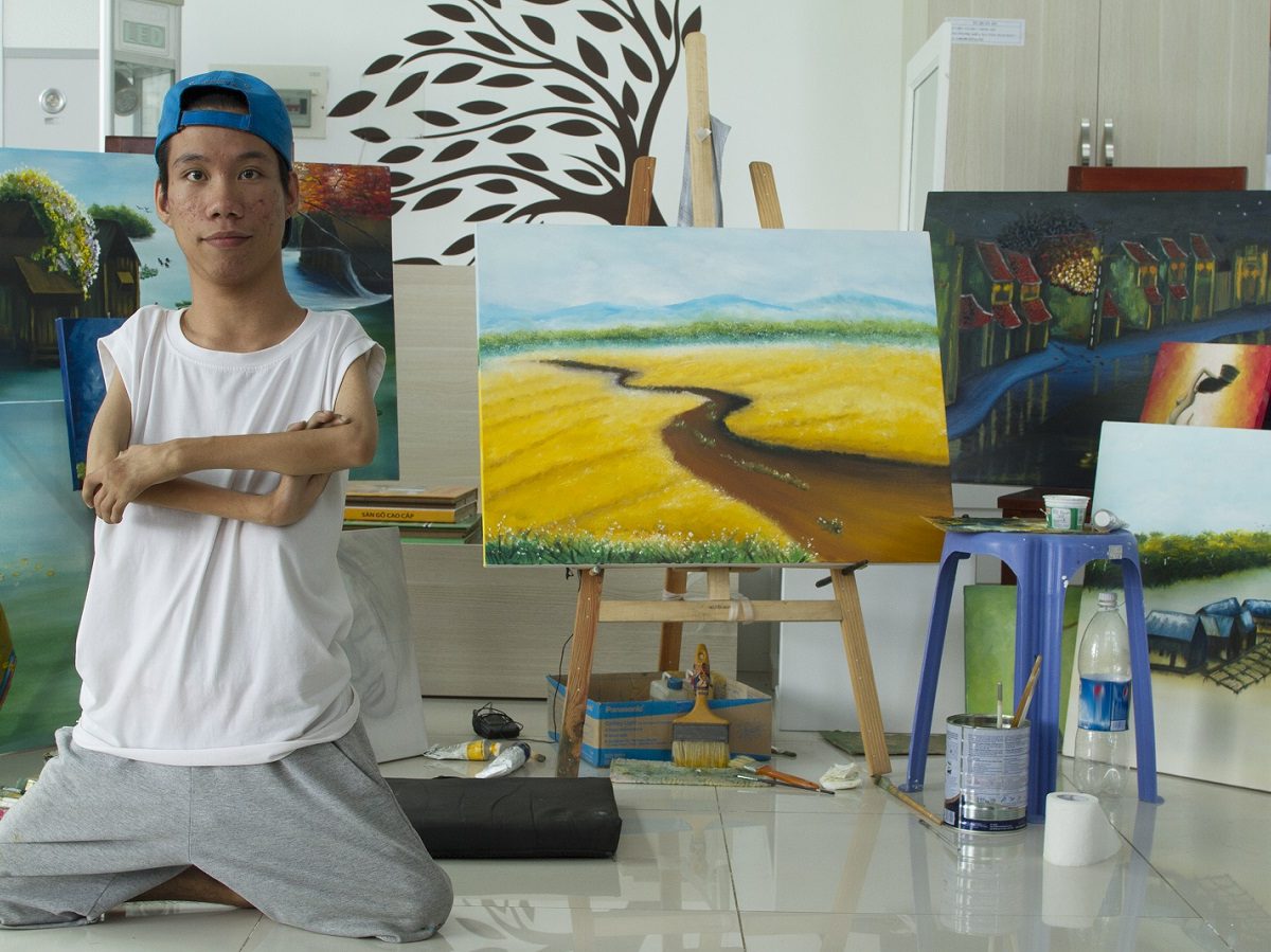 "Chau, beyond the lines"